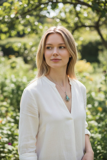 AURELIA-PENDANT NECKLACE